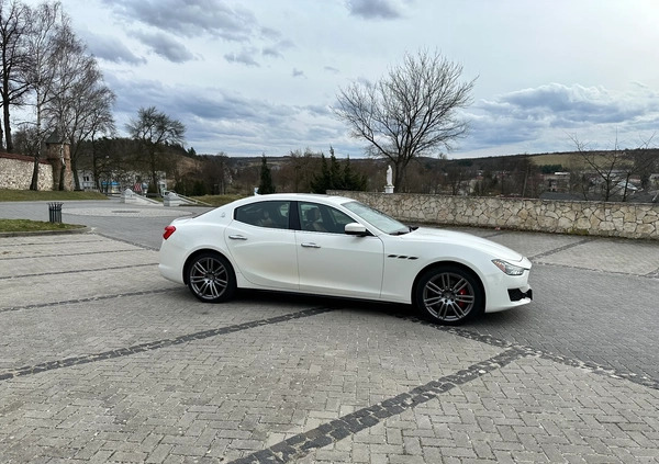 Maserati Ghibli cena 149998 przebieg: 61957, rok produkcji 2018 z Częstochowa małe 407